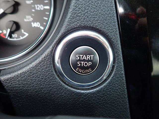 Used 2019 Nissan Rogue SV image 24