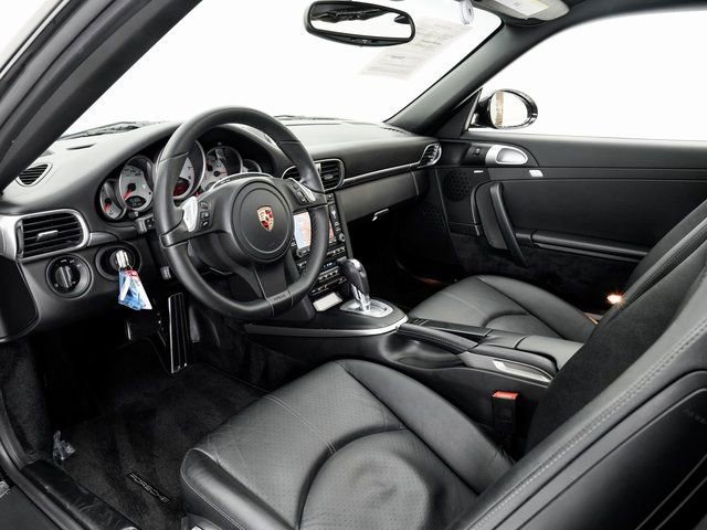 Used 2011 Porsche 911 Carrera S image 4