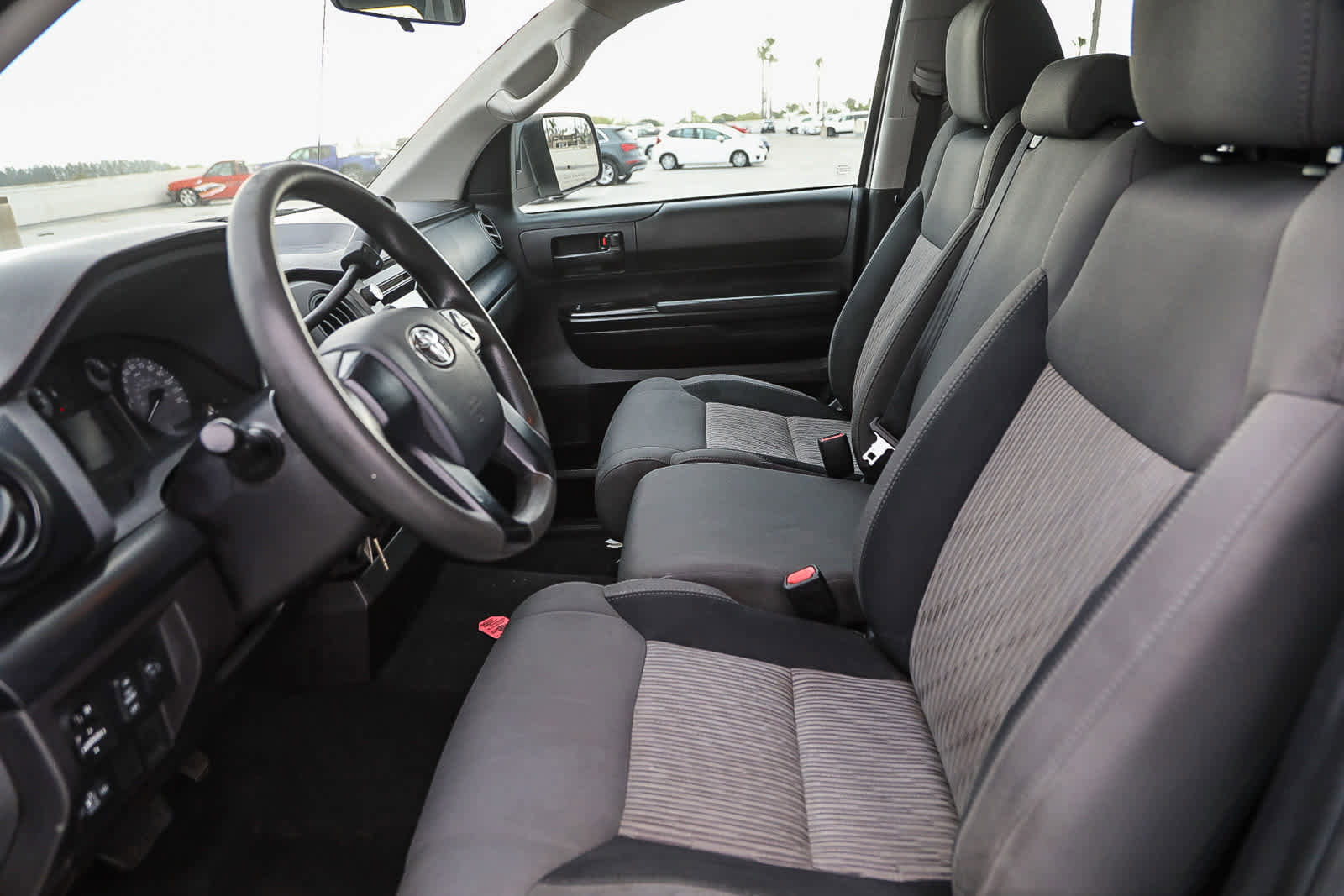 Used 2016 Toyota Tundra SR w/ Tow Package image 17