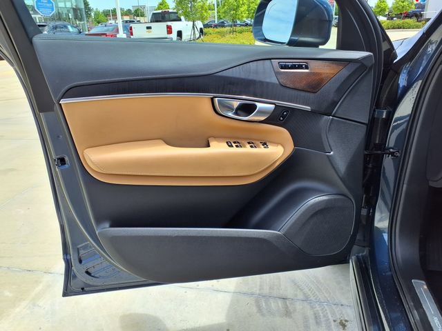Certified 2024 Volvo XC90 T8 Ultimate w/ Protection Package Premier AWD/4WD image 14