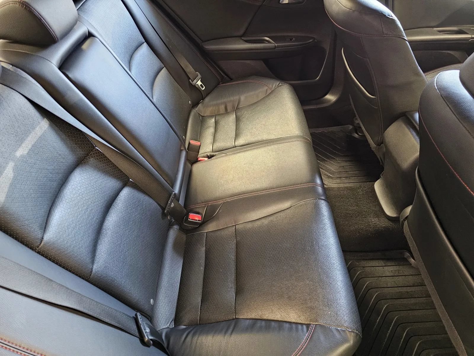 Used 2017 Honda Accord Sport Special Edition image 9