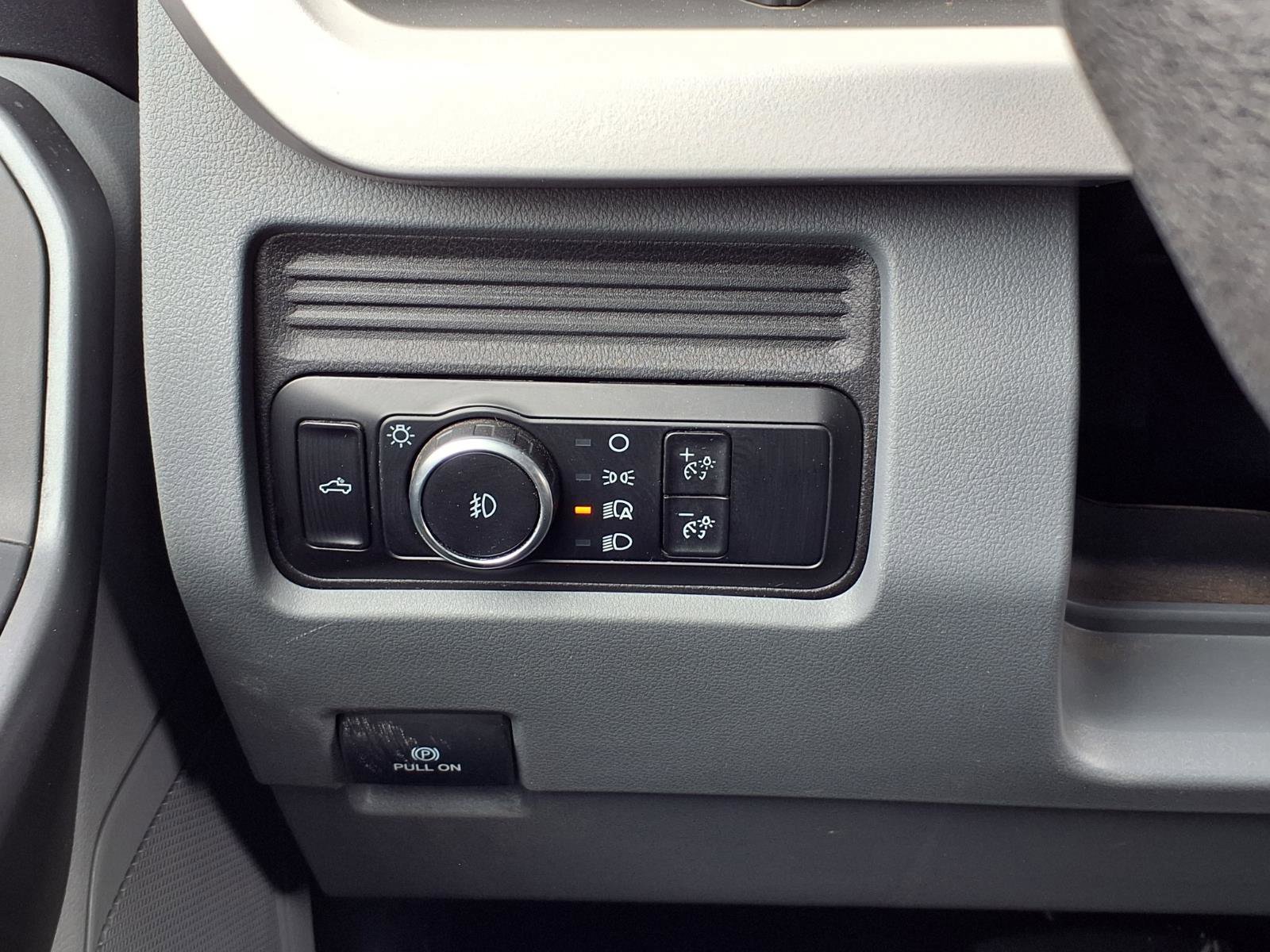 Used 2025 Ford F250 XLT image 17