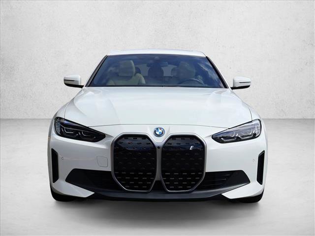Used 2023 BMW i4 eDrive35 image 3