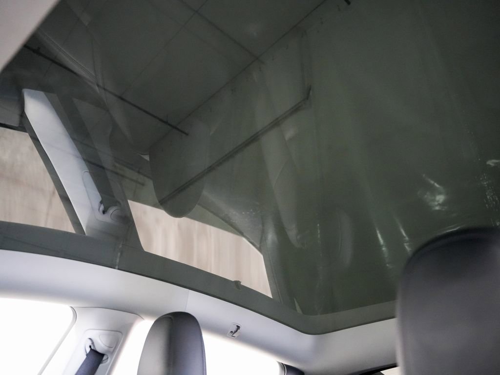 Used 2024 Tesla Model Y Long Range AWD/4WD image 26