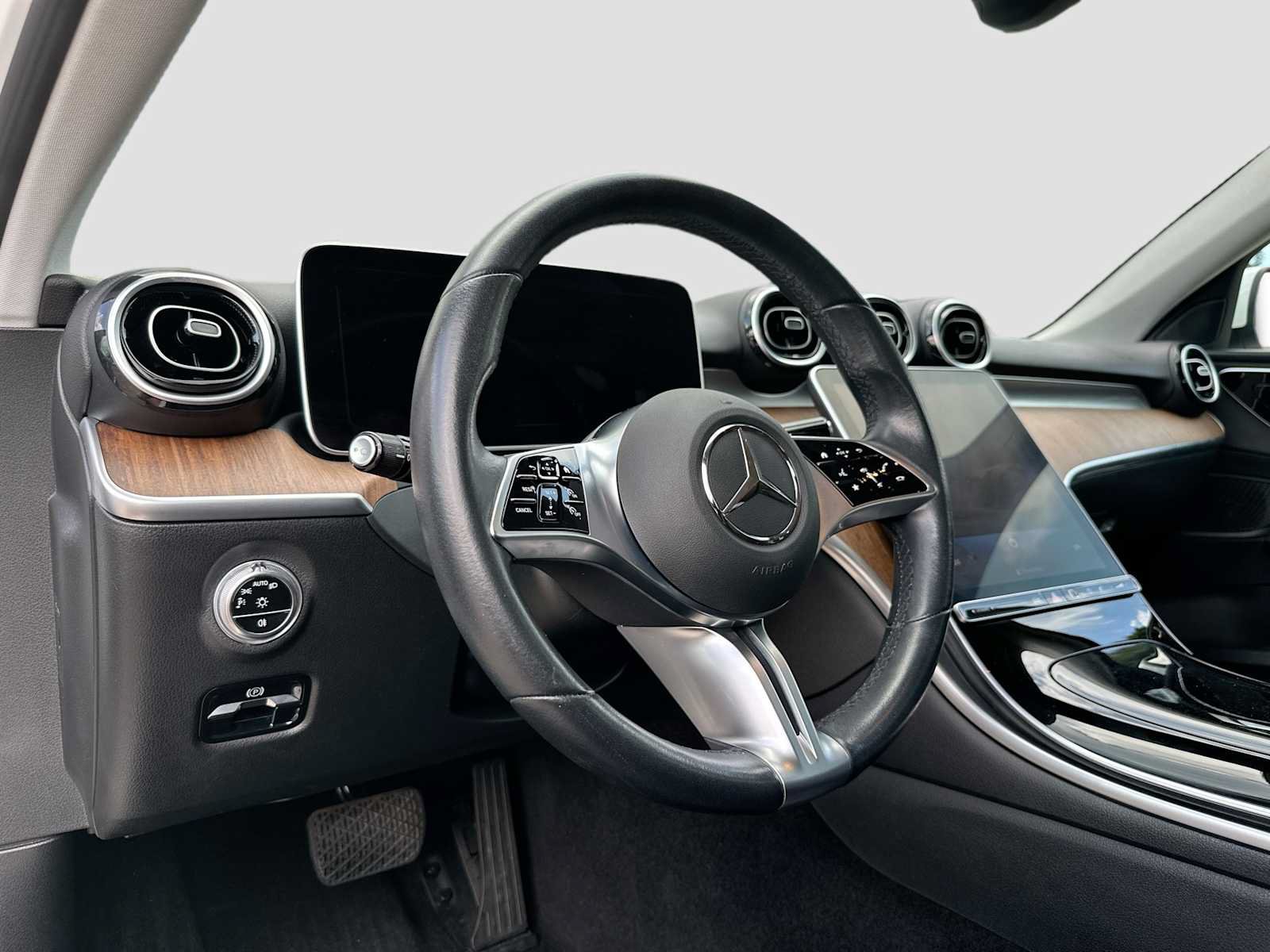 Certified 2022 Mercedes-Benz C 300 Sedan image 9