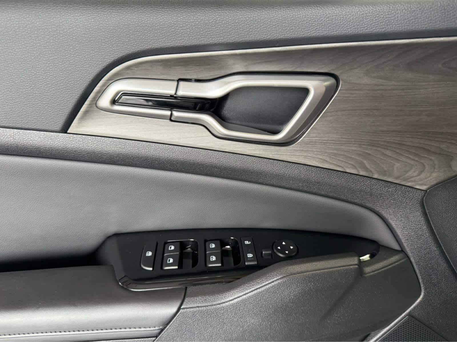 Used 2024 Kia Sportage X-Line w/ X-Line Premium Package image 9
