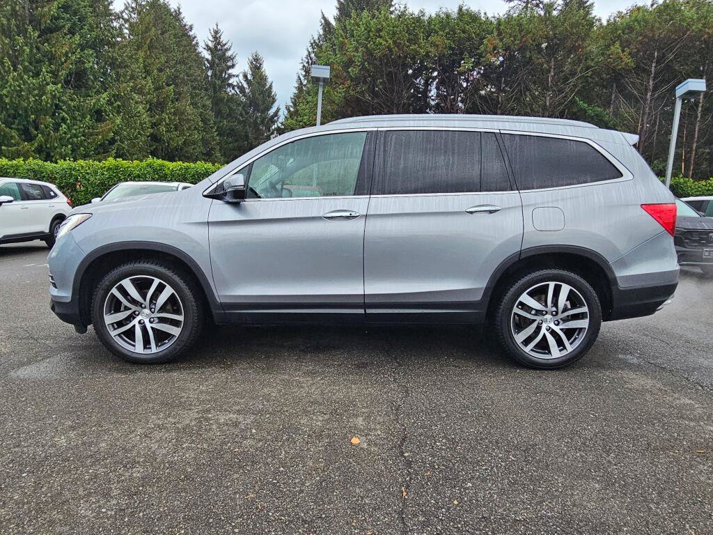 Certified 2017 Honda Pilot Elite image 4