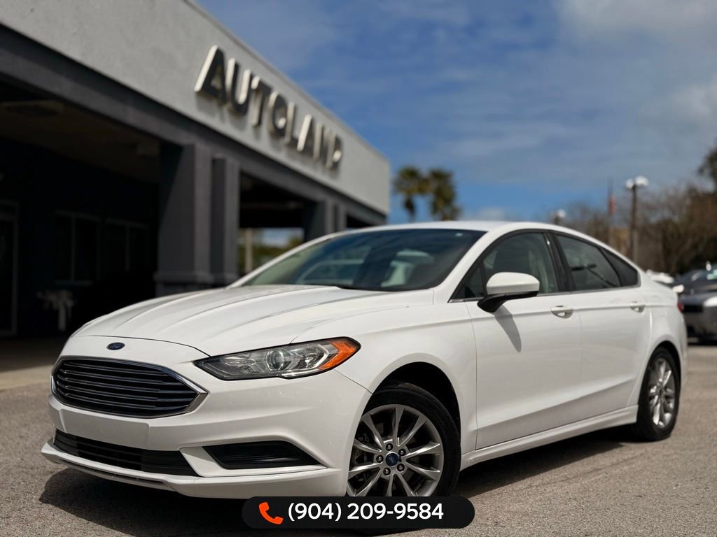 Used 2017 Ford Fusion SE w/ Fusion SE Technology Package