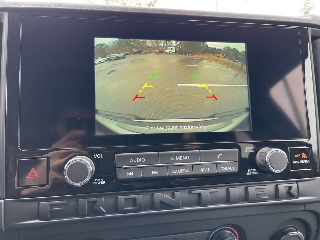 Used 2025 Nissan Frontier S image 12