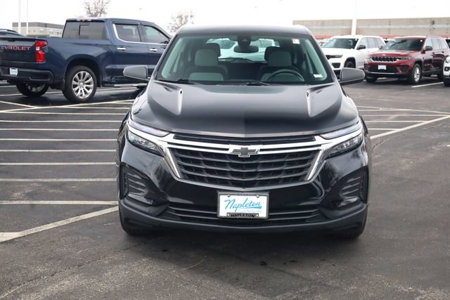 Used 2024 Chevrolet Equinox LS w/ Driver Confidence II Package image 3