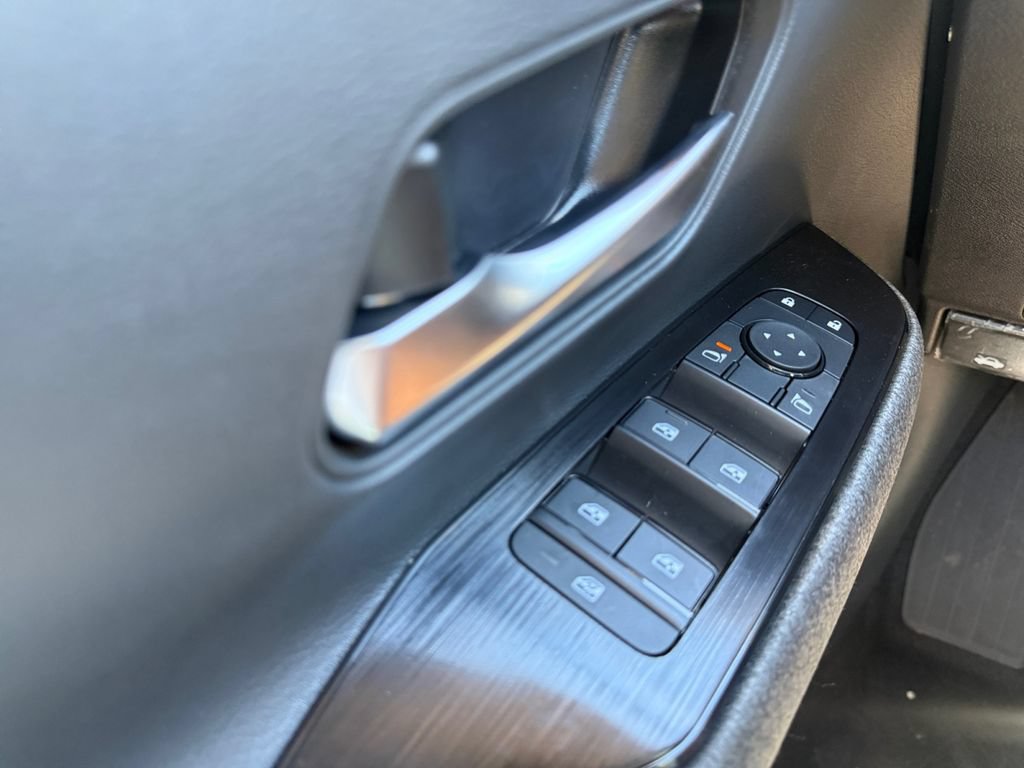New 2026 Nissan Kicks SV w/ Cold Weather Package AWD/4WD image 28