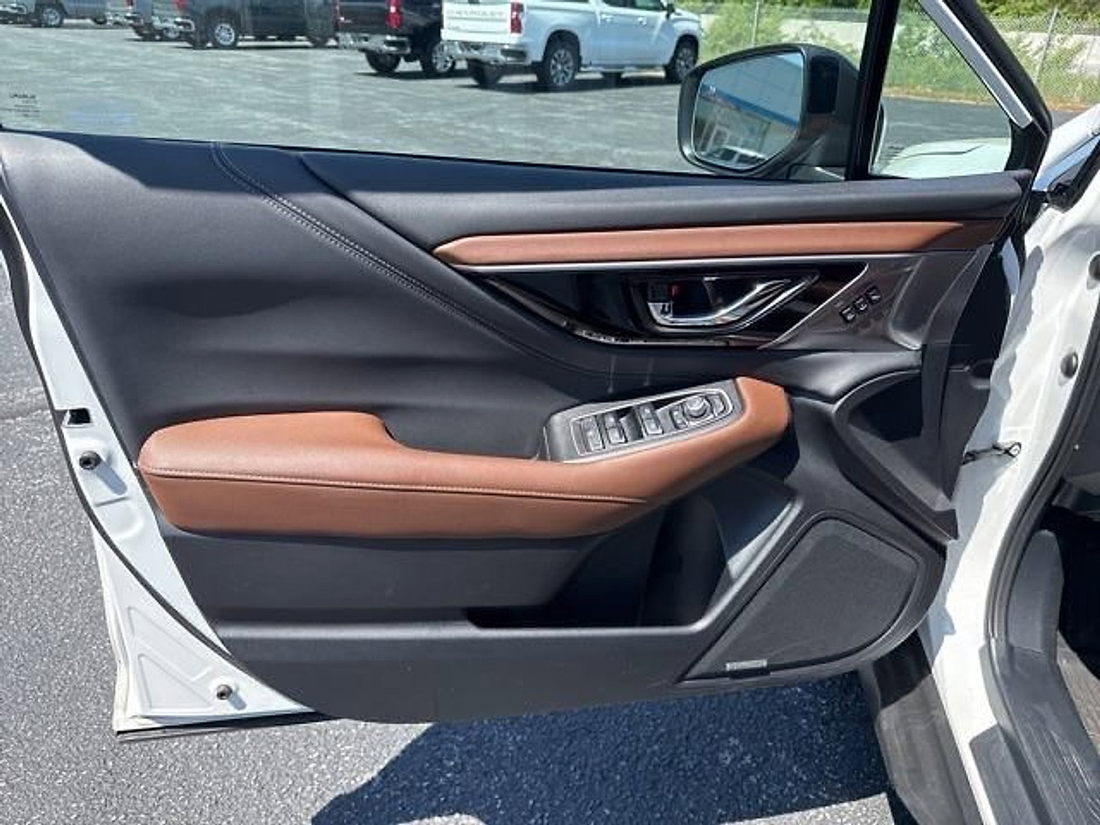 Used 2022 Subaru Outback Touring XT w/ Popular Package #2 image 29