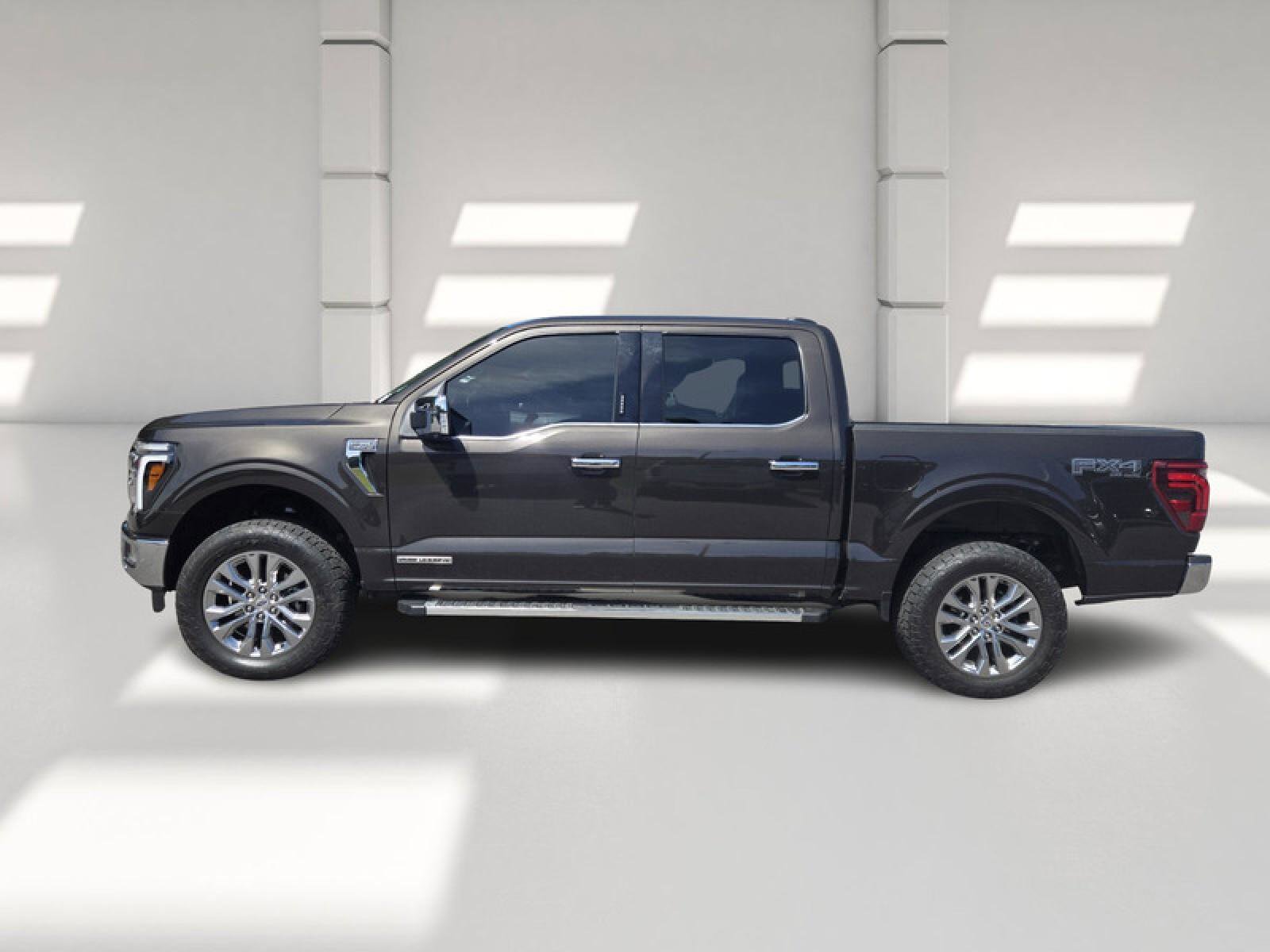 Used 2024 Ford F150 Lariat w/ FX4 Off-Road Package AWD/4WD image 4