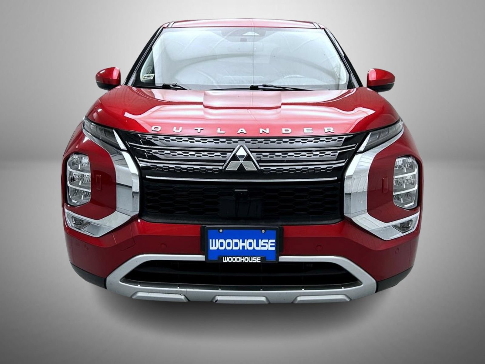 Used 2023 Mitsubishi Outlander SE AWD/4WD image 2