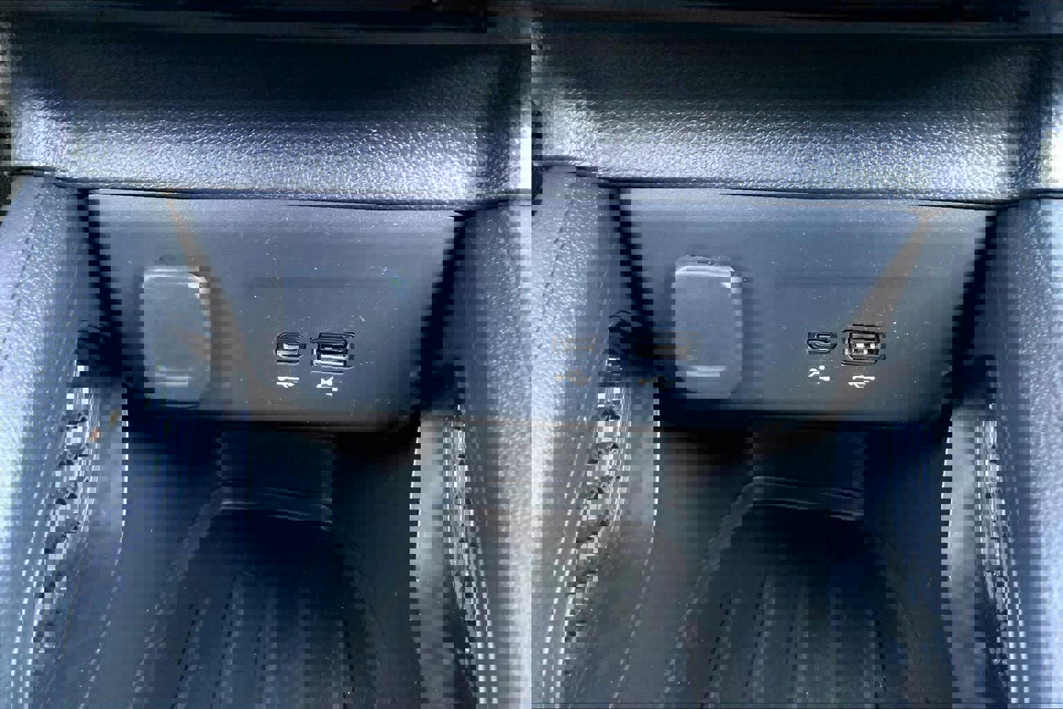 Used 2025 Chevrolet TrailBlazer LT image 34