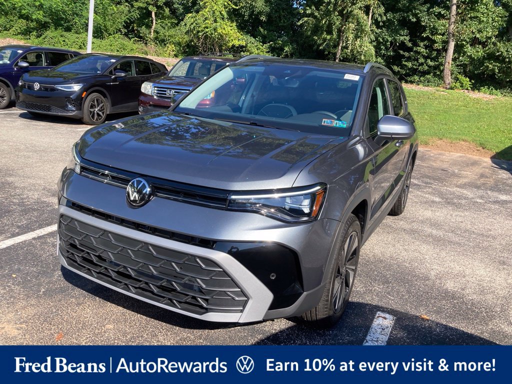 New 2026 Volkswagen Taos SE AWD/4WD image 3