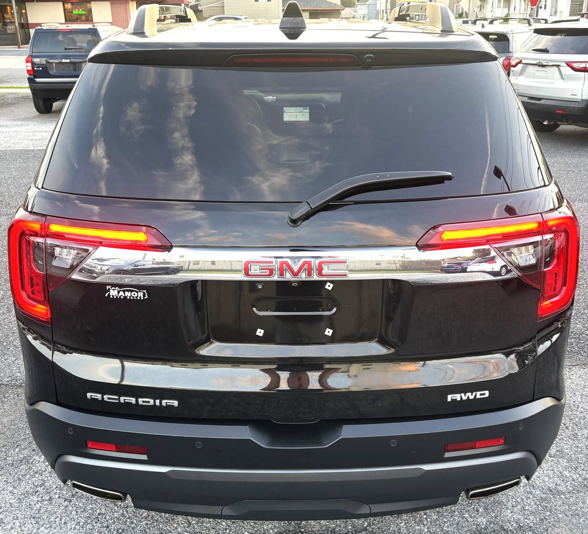 Used 2021 GMC Acadia AT4 w/ Technology Package AWD/4WD image 35