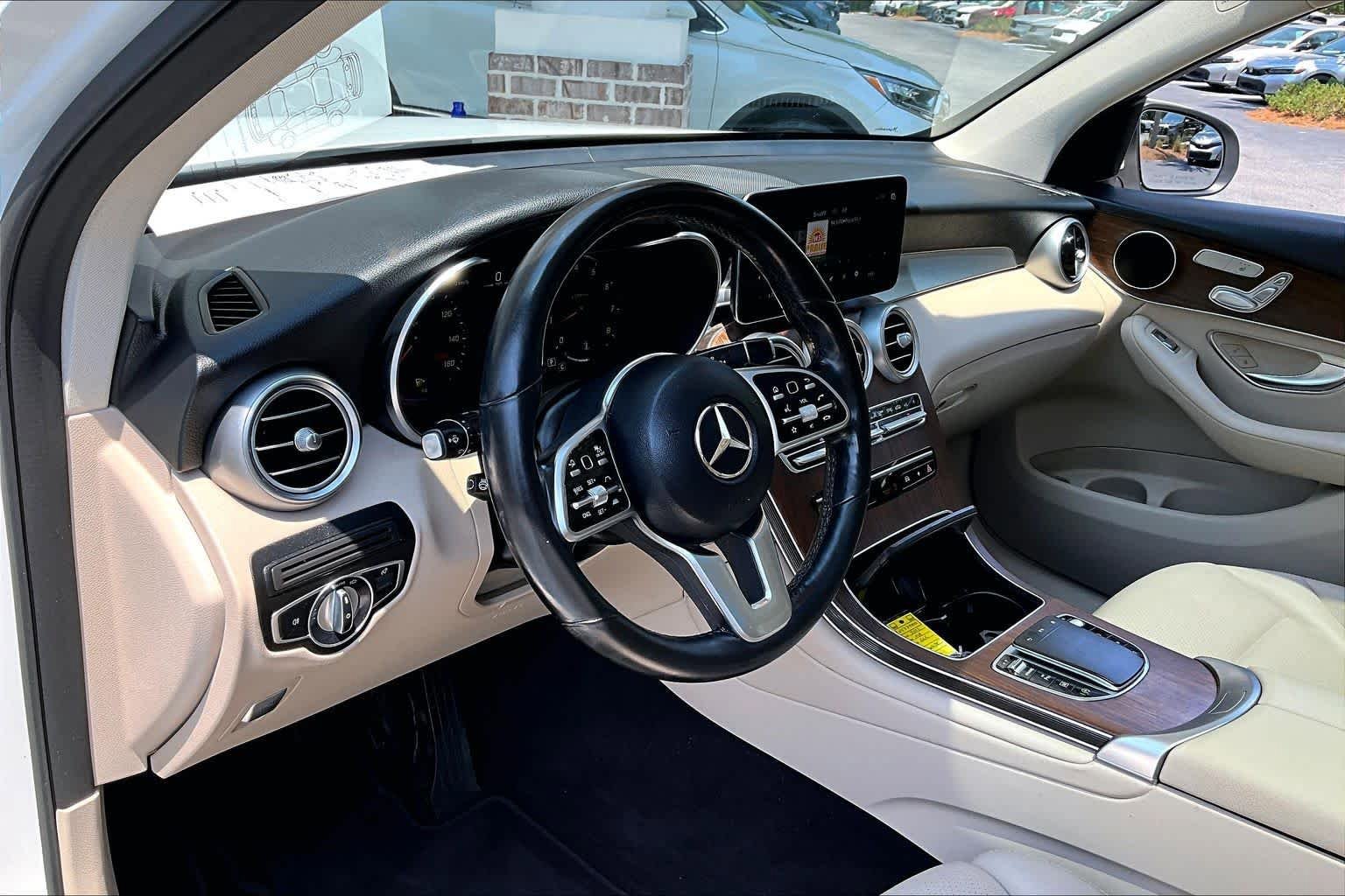 Certified 2022 Mercedes-Benz GLC 300 4MATIC w/ Driver Assistance Package image 18