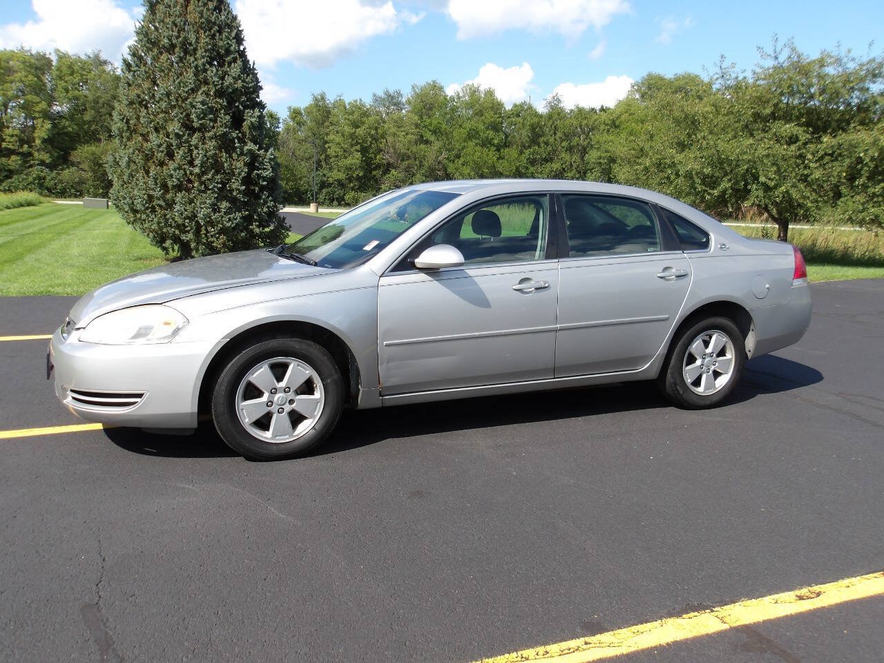 Used 2007 Chevrolet Impala LT w/ Preferred Equipment Group FWD image 8