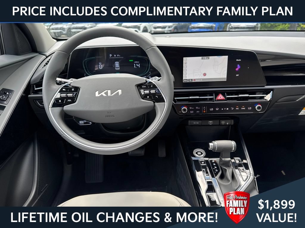 New 2026 Kia Niro EX w/ EX Premium Package FWD image 2