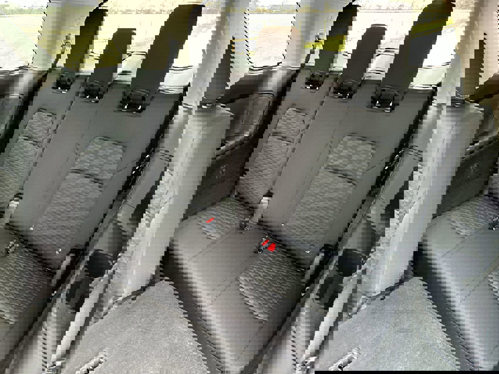 Used 2024 Nissan Pathfinder SV image 22