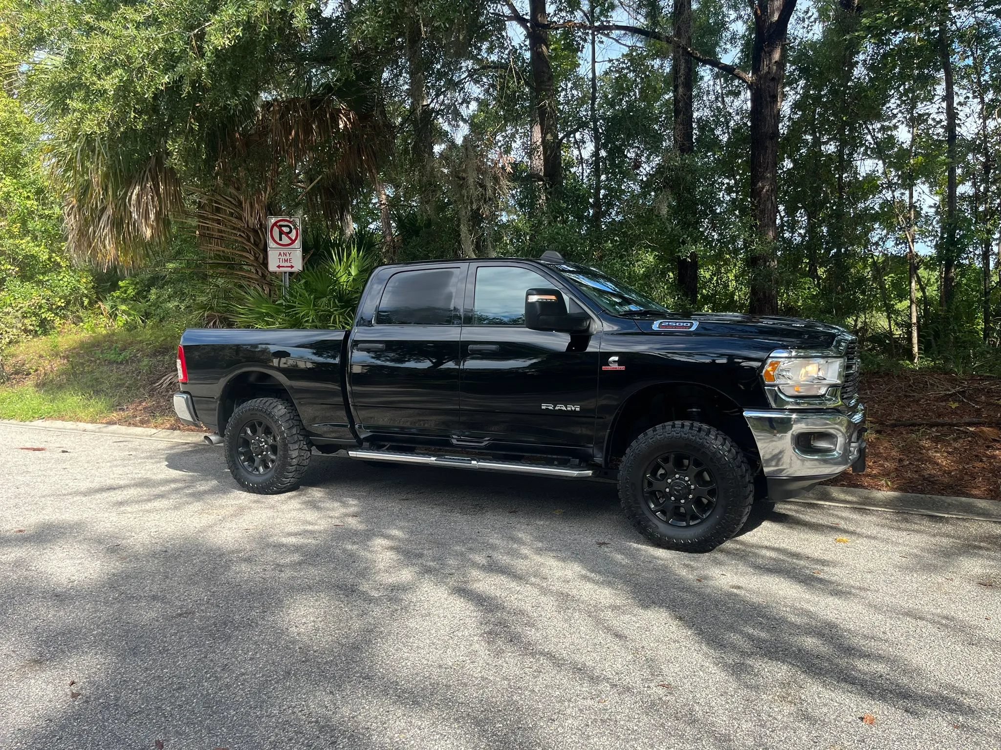 Used 2024 RAM 2500 Big Horn AWD/4WD image 3