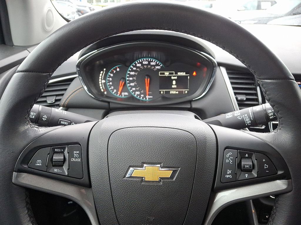 Certified 2022 Chevrolet Trax LT w/ LT Convenience Package image 19