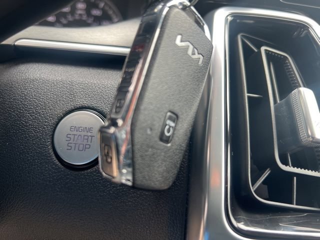 Used 2022 Kia Sorento SX AWD/4WD image 39
