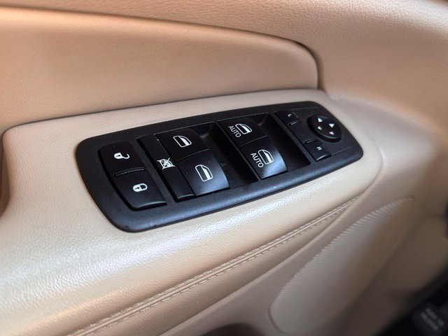 Used 2021 Jeep Grand Cherokee Limited w/ Trailer Tow Group IV AWD/4WD image 18