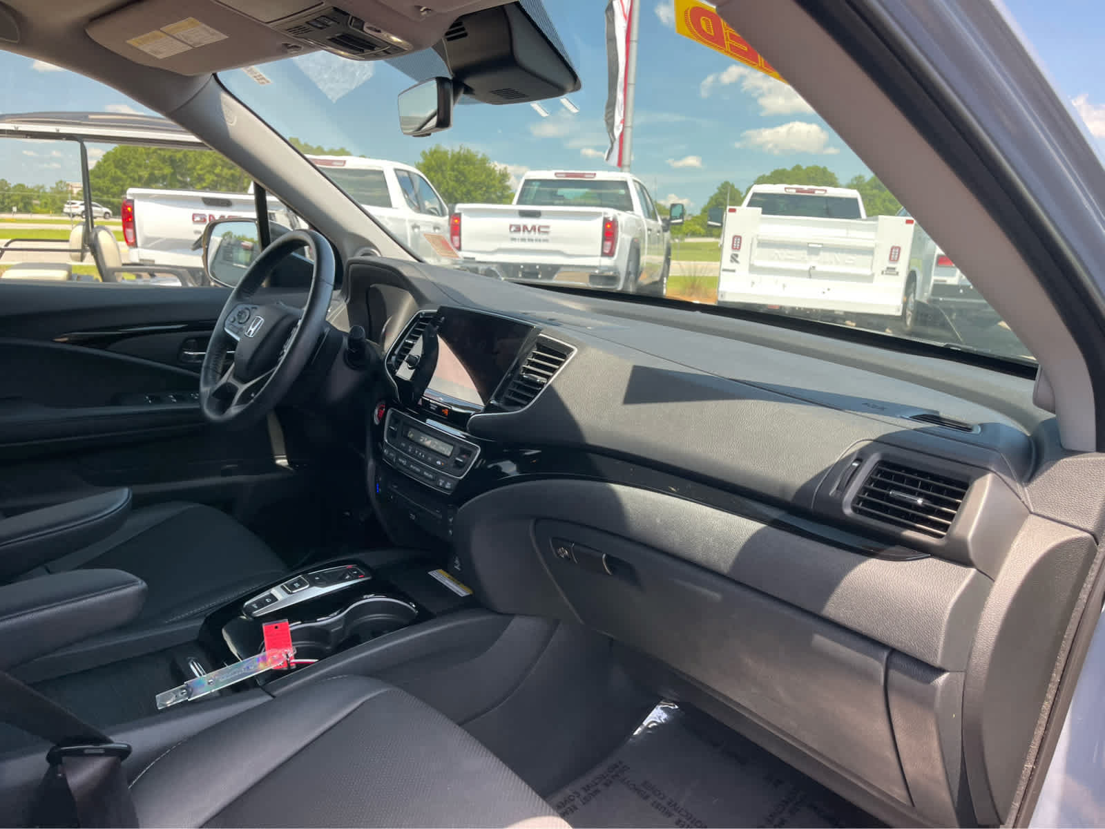 Used 2022 Honda Pilot Elite image 32