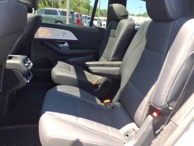 Used 2025 Mercedes-Benz GLS 450 4MATIC image 17