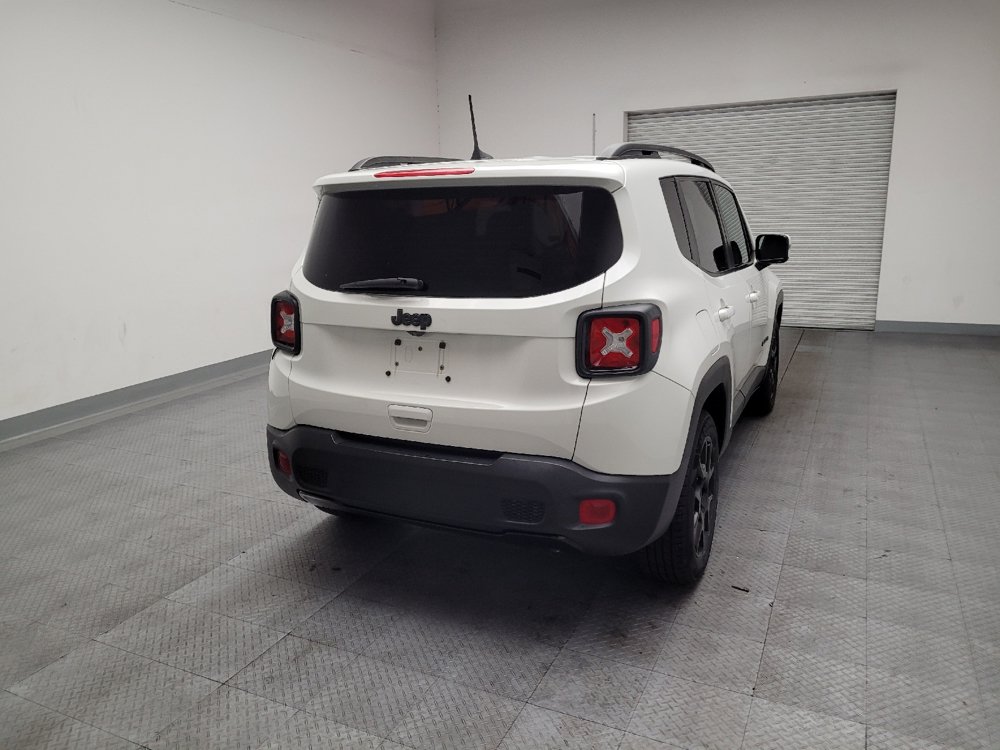 Used 2020 Jeep Renegade Altitude FWD image 7
