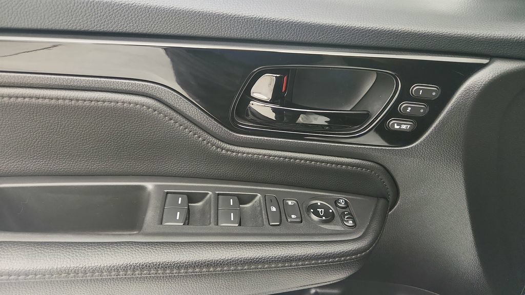 Used 2022 Honda Odyssey Elite image 24