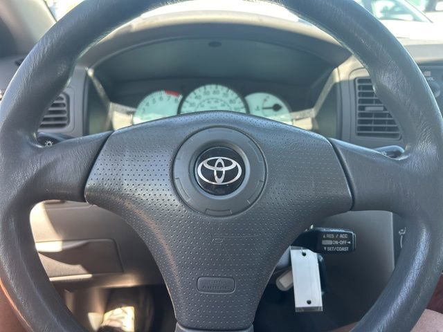Used 2003 Toyota Corolla LE FWD image 12