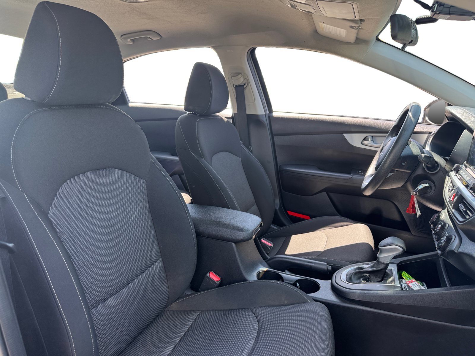 Used 2023 Kia Forte LXS w/ LXS Technology Package FWD image 15