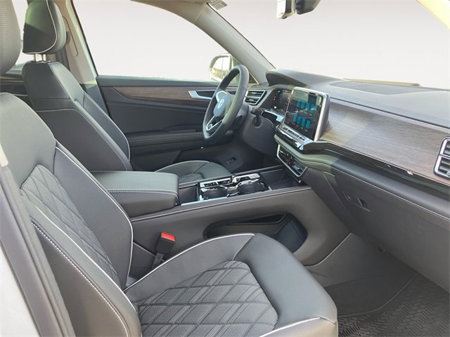 New 2026 Volkswagen Atlas SEL Premium R-Line image 15