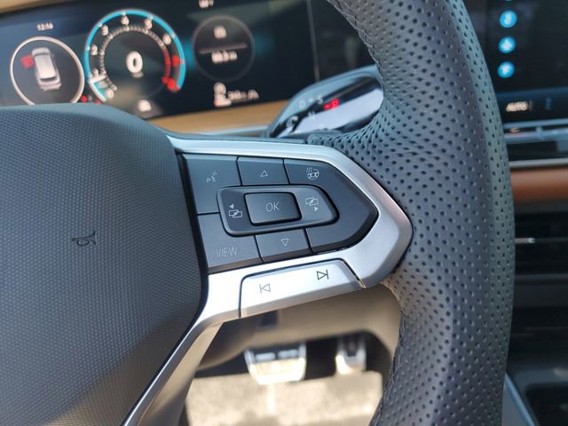 New 2026 Volkswagen Tiguan SEL R-Line image 27