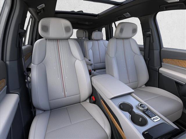 New 2026 Cadillac Vistiq Luxury AWD/4WD image 16