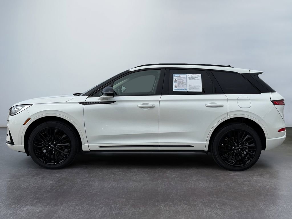 Used 2023 Lincoln Corsair Reserve w/ Equipment Group 201A image 6