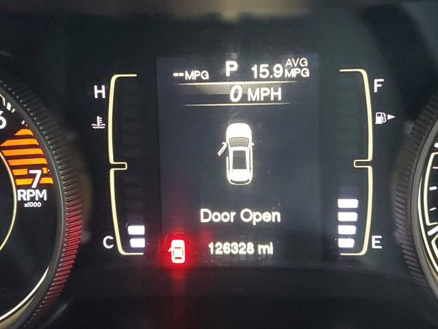 Used 2017 Jeep Cherokee Latitude w/ Cold Weather Group AWD/4WD image 21