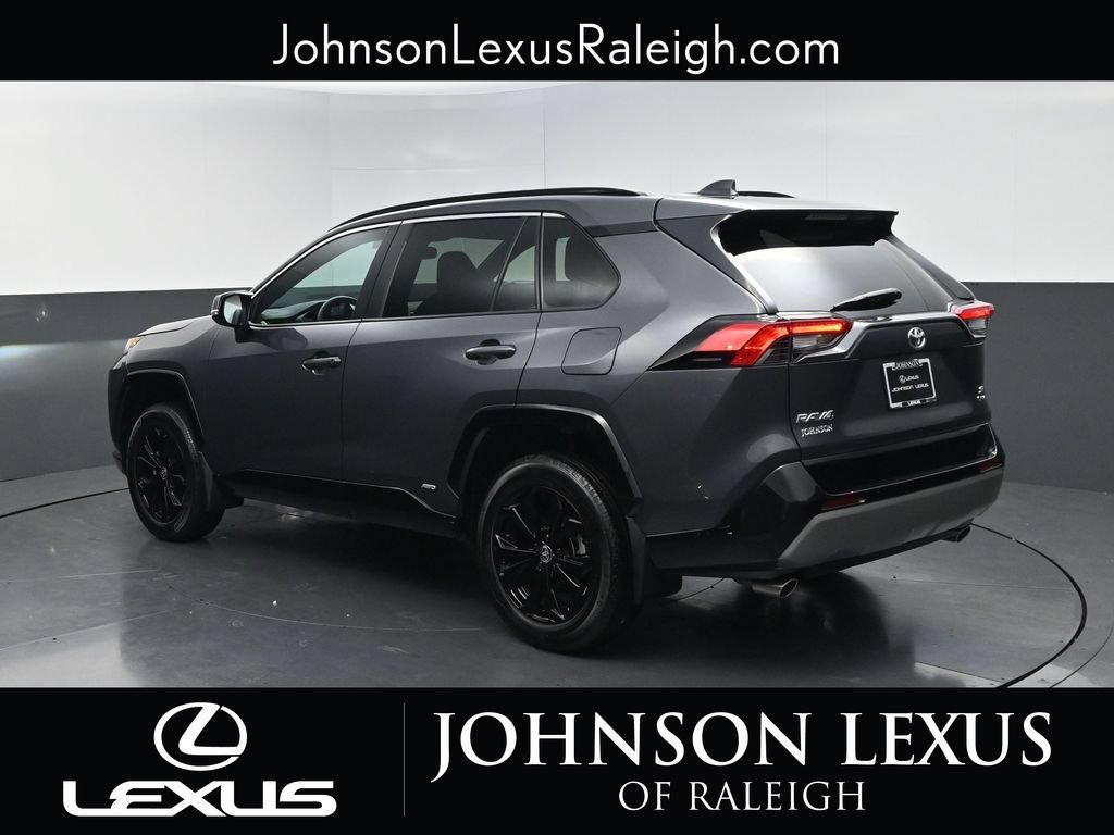 Used 2025 Toyota RAV4 SE AWD/4WD image 7