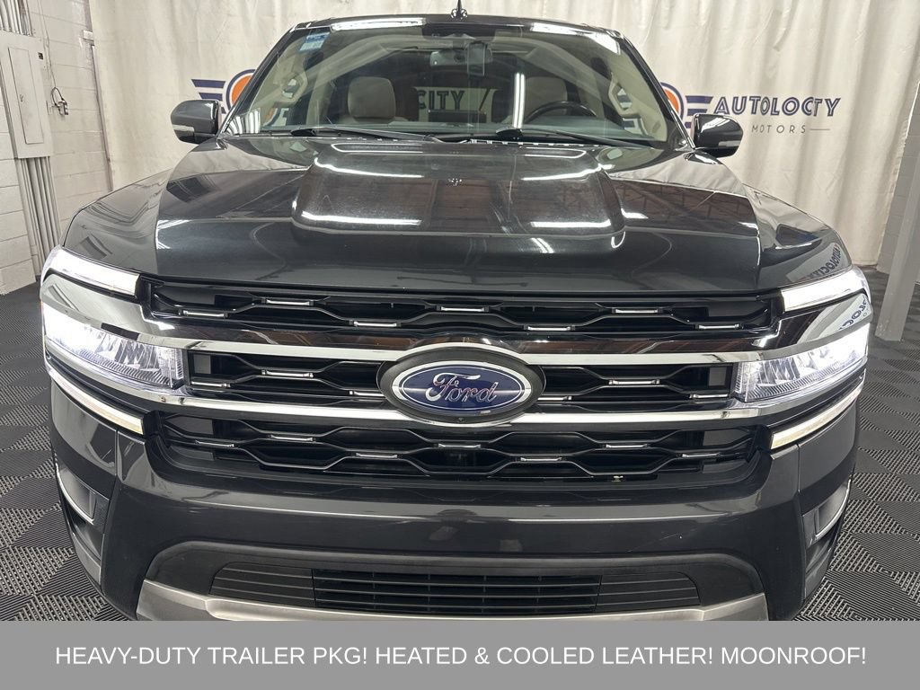 Used 2023 Ford Expedition Max Limited AWD/4WD image 4