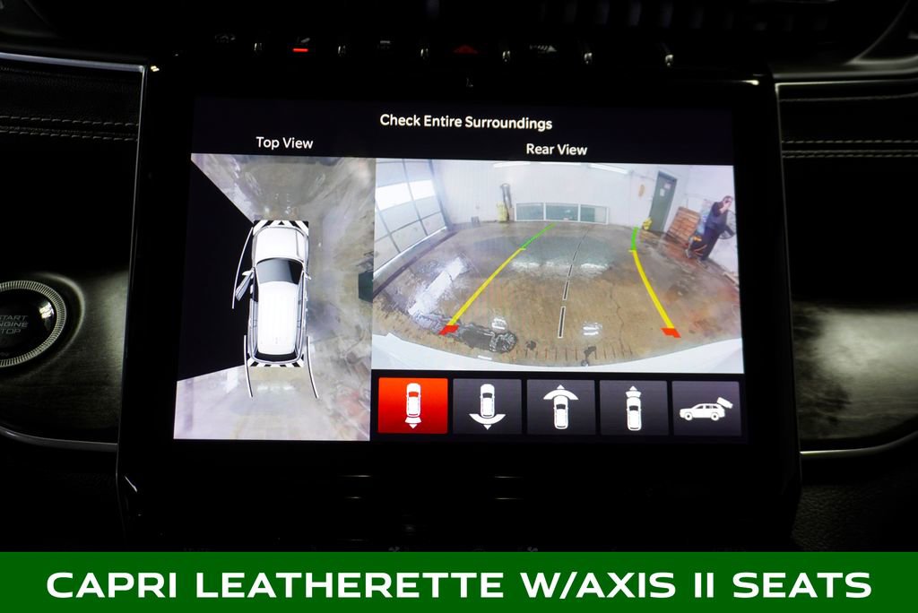 Used 2023 Jeep Grand Cherokee Limited w/ Luxury Tech Group II image 17