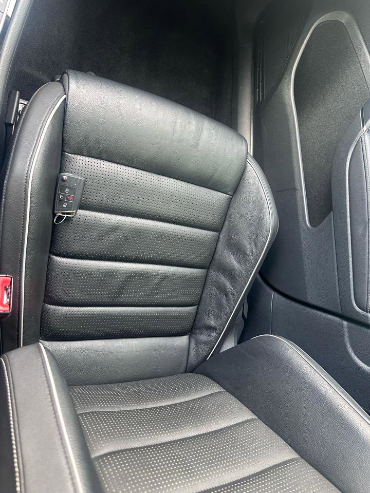 Used 2018 Volkswagen Golf R 4-Door image 14