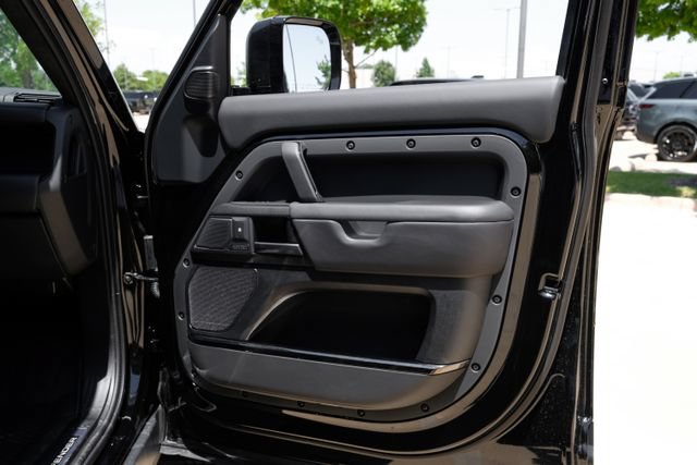 New 2026 Land Rover Defender 110 OCTA AWD/4WD image 58