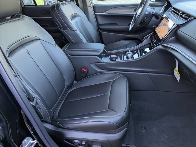 New 2026 Jeep Grand Cherokee Limited AWD/4WD image 32