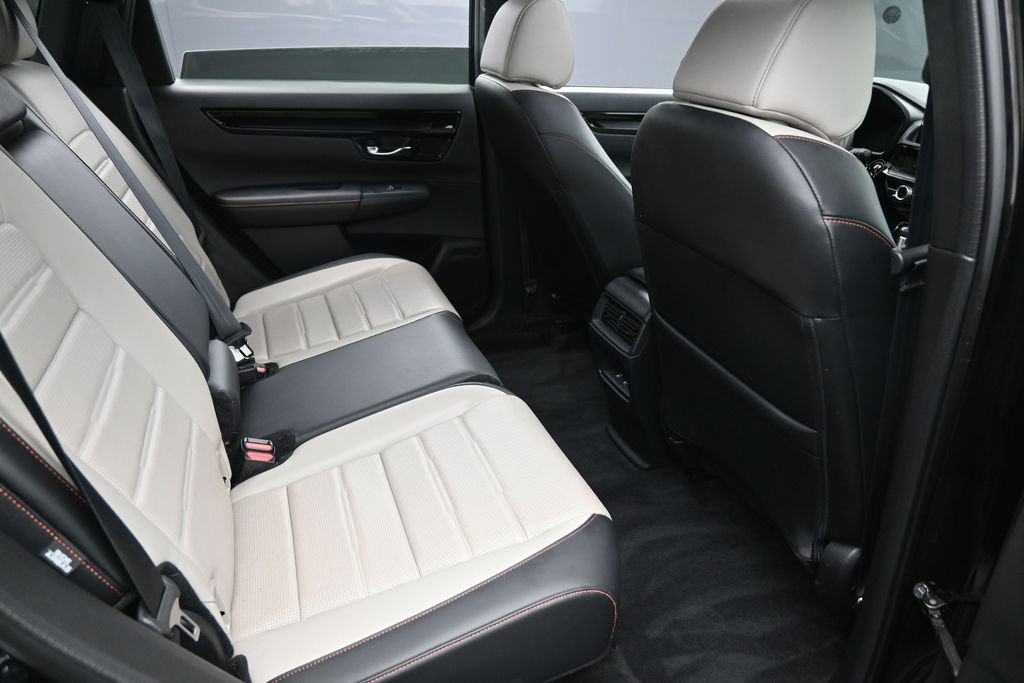 Used 2025 Honda CR-V Sport Touring image 30