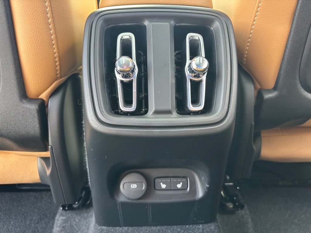 Used 2021 Volvo XC40 T5 Inscription w/ Climate Package AWD/4WD image 21