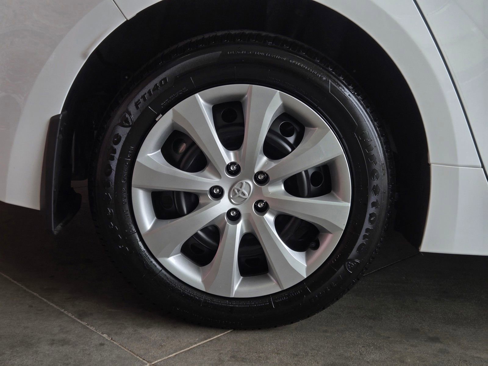 Certified 2026 Toyota Corolla LE FWD image 5