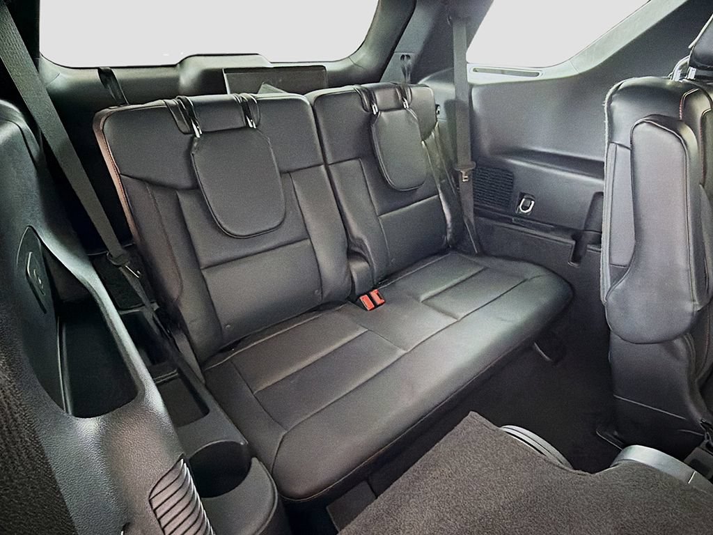 Used 2025 Ford Explorer ST AWD/4WD image 31